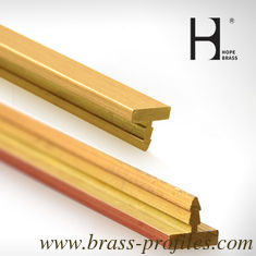 Chine Barres en laiton doré pour meubles dans diverses applications fournisseur