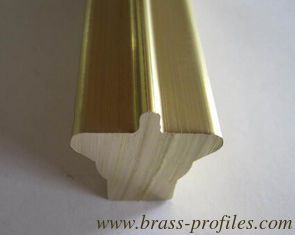 Chine Profiles décoratifs en laiton extrudé Profiles de serrure spéciaux en cuivre massif fournisseur
