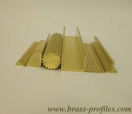 Matériaux de construction anti-corrosion en forme de U extrudant le profilé en cuivre fournisseur