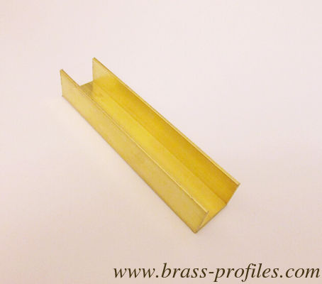 Décorations pour articles sanitaires / profilés de salle de bain en laiton extrudé fournisseur