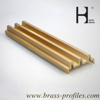 C38500 Extrusion de métaux décoratifs pour fenêtres et portes fournisseur