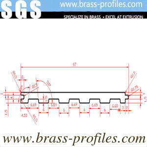 95 mm de laiton anti-dérrapage laminage de l'escalier pour la protection du bord fournisseur