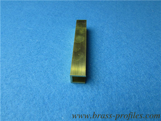 25 mm*15 mm C3800 alliage de cuivre en forme U et canal U d'extrusion en laiton fournisseur