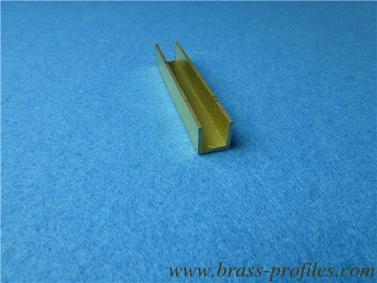 25 mm*15 mm C3800 alliage de cuivre en forme U et canal U d'extrusion en laiton fournisseur