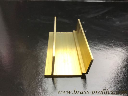 Profiles décoratifs pour meubles en laiton massif Profiles pour sections en laiton H fournisseur
