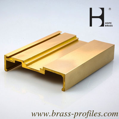 Cadre de fenêtre de porte en laiton personnalisable et cadre de fenêtre de porte durable fournisseur