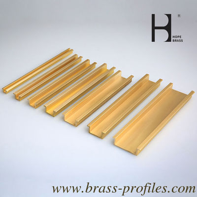 U-canal extrudé en laiton de largeur personnalisée pour des performances industrielles optimales fournisseur