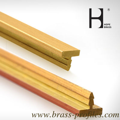 Barres en laiton doré pour meubles dans diverses applications fournisseur