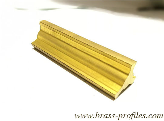 Profiles en laiton extrudé Profiles en alliages de laiton au plomb fournisseur
