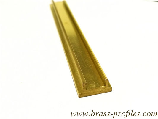 C38000 Formes d'extrusion de laiton plomb Profiles d'extrusion de laiton pour décoration fournisseur