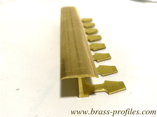 Bandes d'escalier antidérapantes en laiton polonais extrudant bandes de cuivre pour plancher fournisseur