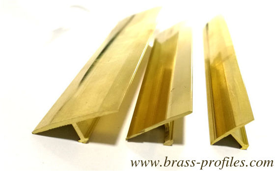Polissage de la fente en cuivre T cadre en laiton poli et extrudé forme T fournisseur