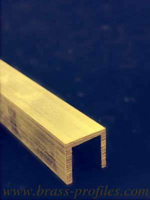 Section en U en laiton et canal en U extrudé avec des matériaux en cuivre fournisseur
