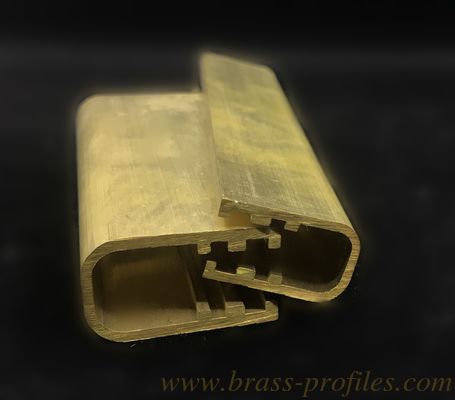 Conçu en laiton décoratif extrudant le canal U en laiton droit et fort fournisseur