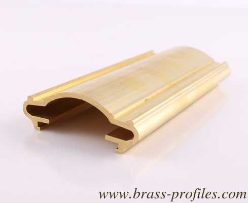 Traîneau classique en laiton pour l'extérieur fournisseur