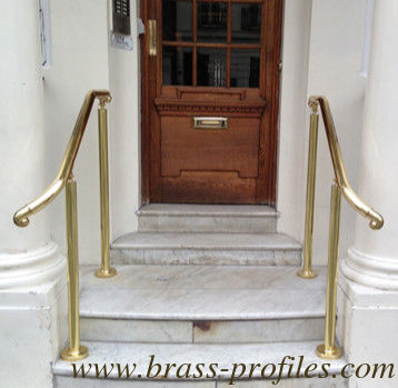 Traîneau classique en laiton pour l'extérieur fournisseur