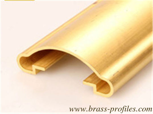 Concepteur de balustrades en laiton Fabricant de balustrades d'escaliers en laiton fournisseur
