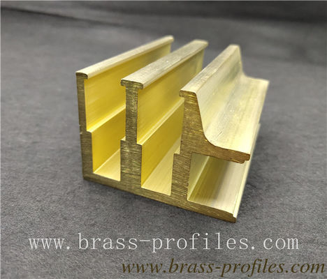 Profiles d'extrusion de cuivre en alliage de cuivre Matériaux de cuivre pour la décoration fournisseur