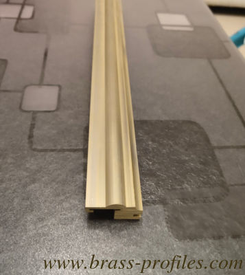 C26800 Matériaux en alliage de laiton Décoration Profil de laiton en cuivre extrudé fournisseur