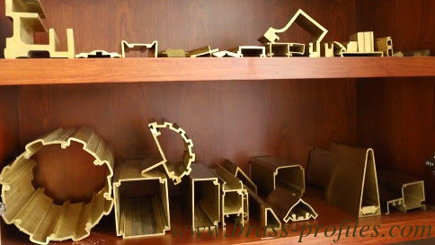 Profil d'extrusion décoratif en laiton de luxe de bonne qualité fournisseur